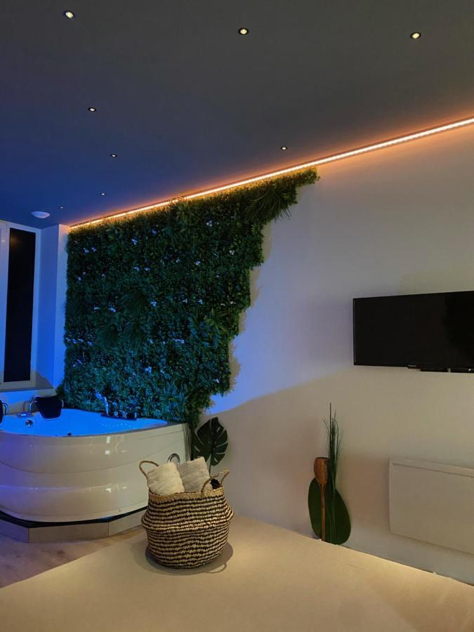 Sweet Love Exotique By Locations_Lepuyenvelay Brives-Charensac Exteriör bild