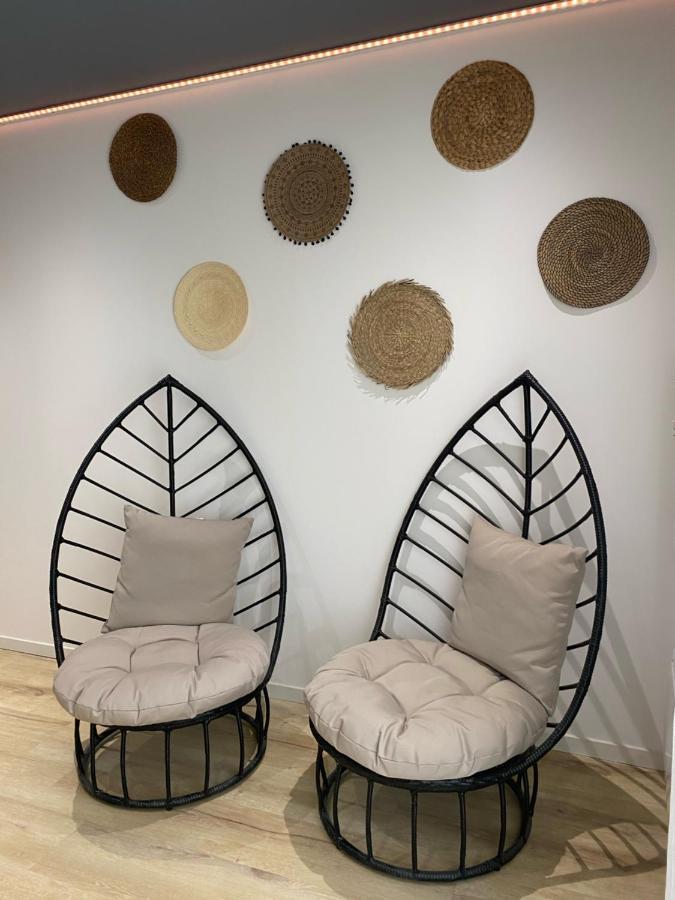Sweet Love Exotique By Locations_Lepuyenvelay Brives-Charensac Exteriör bild